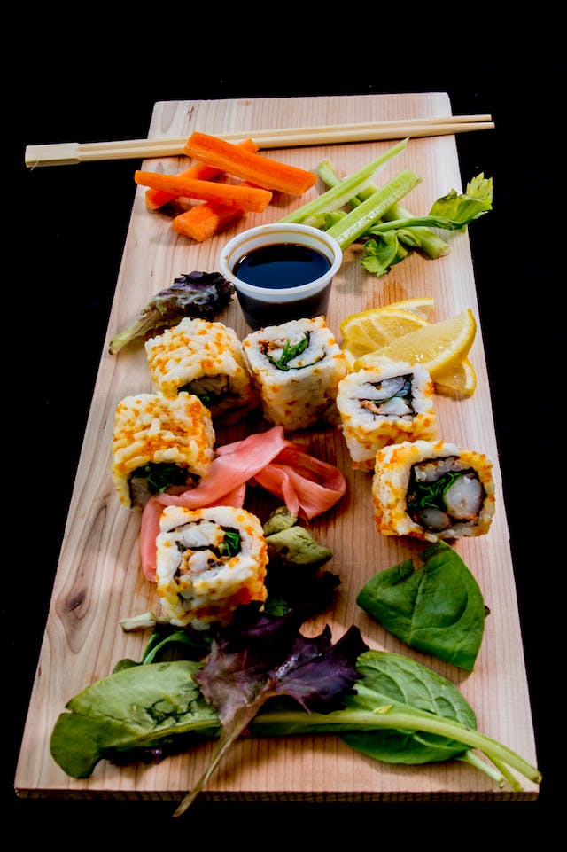 sushi jídlo